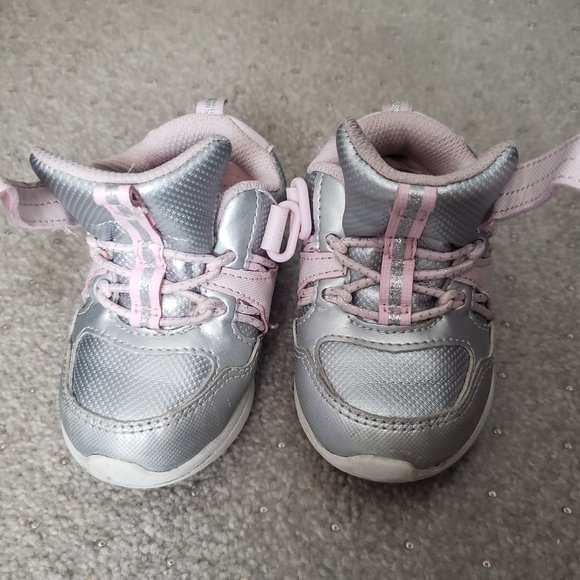 Cute Pink Sneakers sz 5 - Picture 13 of 13